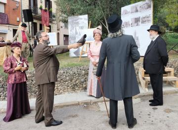 Festa del Modernisme de la Colònia Güell. Racons teatralitzats.